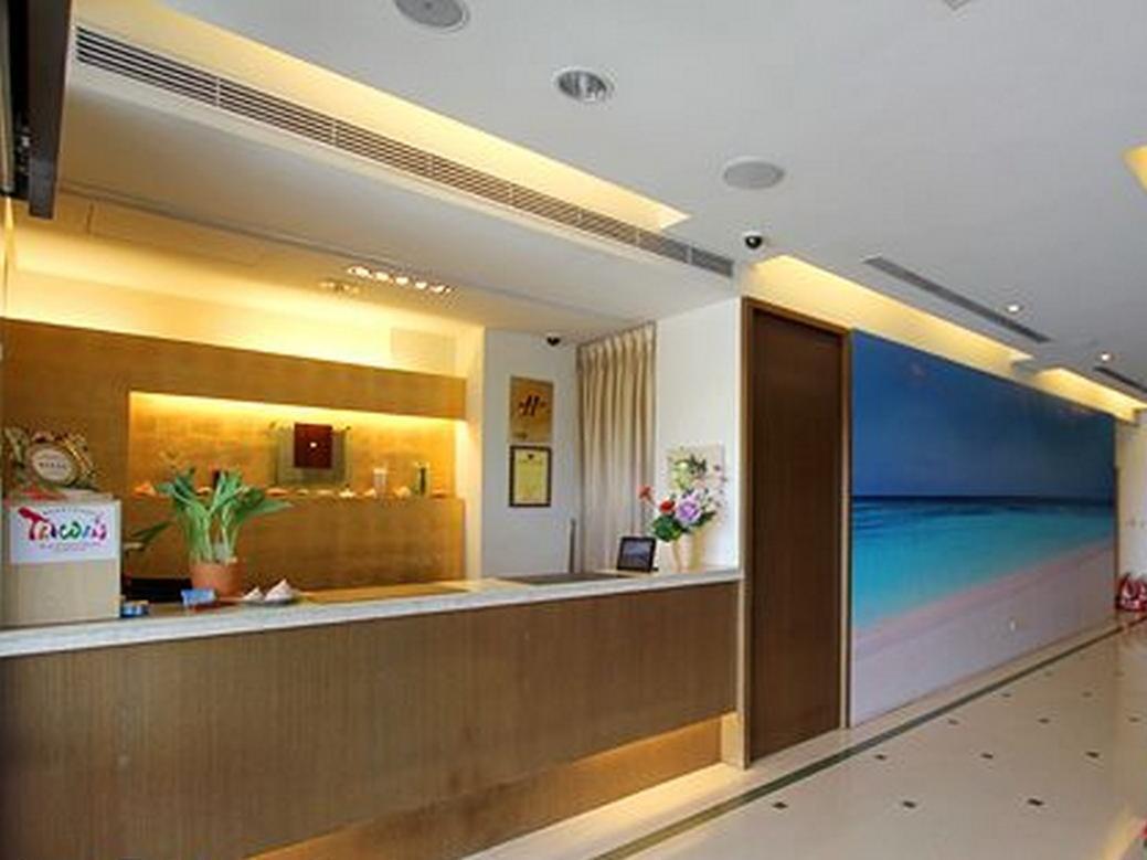 Blue Ocean Hotel Цзілун Екстер'єр фото